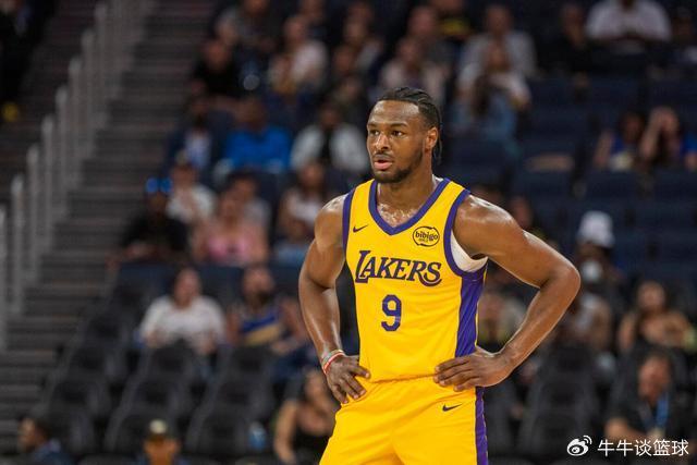 阿不都沙拉木当选CBA常规赛MVP 邱彪最佳教练